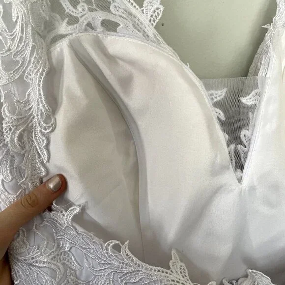 NWT Hebeos white wedding dress formal lace buttons applique women size small - Picture 14 of 14